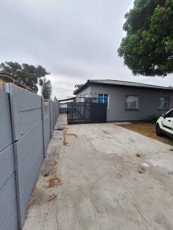 3 Bedroom Property for Sale in Ruyterwacht Western Cape